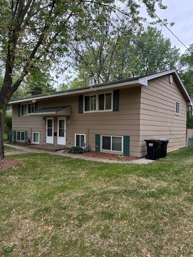 property at 9246 Syndicate Ave