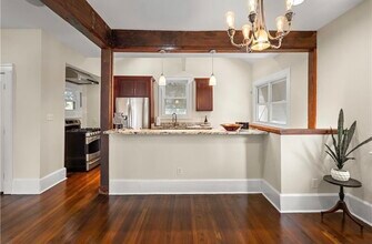 5815 S Robertson St in New Orleans, LA - Foto de edificio - Building Photo