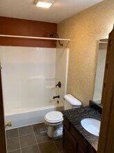 92 13th St, Unit B in Belgrade, MT - Building Photo - Building Photo