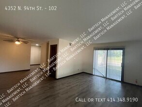 4352 N 94th St in Wauwatosa, WI - Building Photo - Building Photo