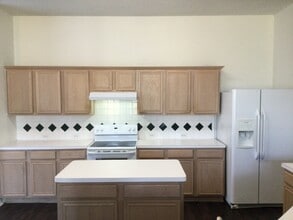 300 Trailwood Dr in Allen, TX - Building Photo - Building Photo