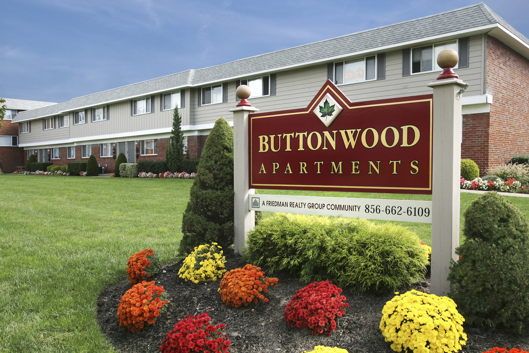 Buttonwood Apartments in Maple Shade, NJ - Building Photo