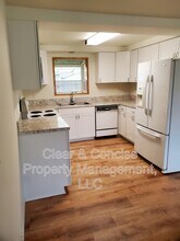 265 Blackfoot Ave in Eugene, OR - Building Photo - Building Photo