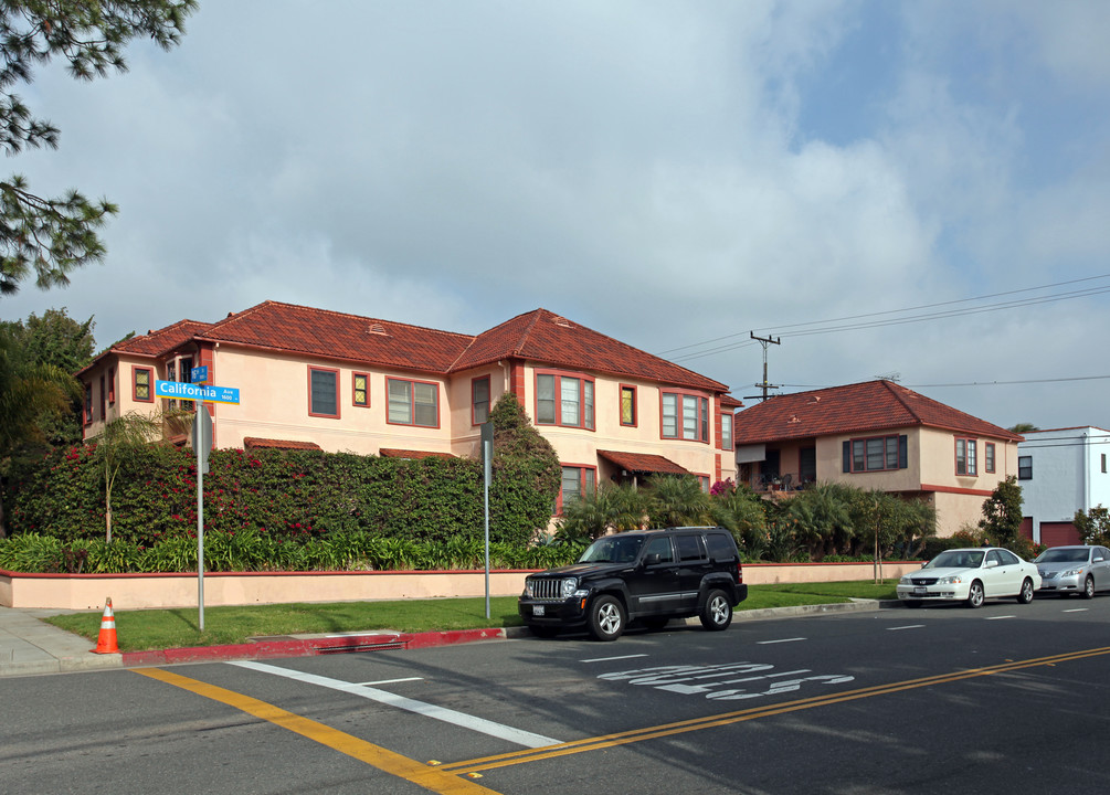 1601 California Ave in Santa Monica, CA - Building Photo