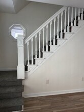 550 Wood St in Pitcairn, PA - Building Photo - Building Photo