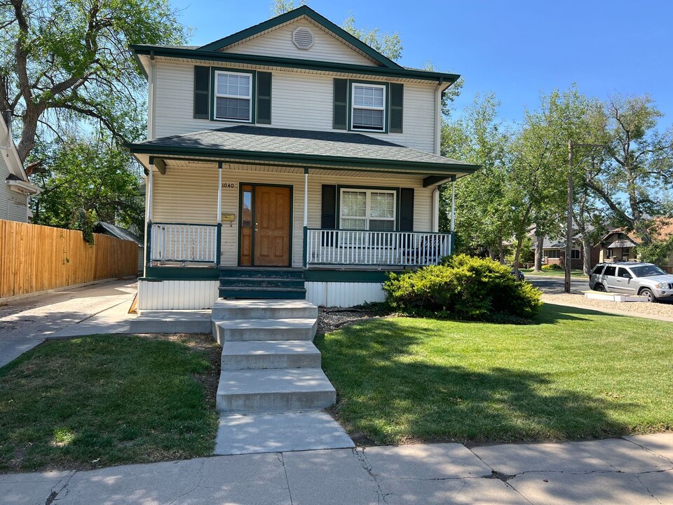 1040 18th St in Greeley, CO - Foto de edificio