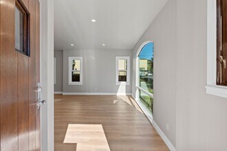 385 Randolph St in Napa, CA - Building Photo - Building Photo