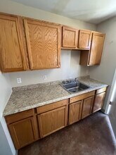 297 Hartwell St-Unit -1 in Fall River, MA - Building Photo - Building Photo