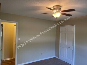 1724 Katherine Dr in Mountain Home, AR - Building Photo - Building Photo