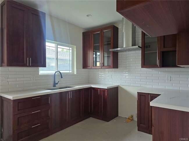 11611 Adenmoor Ave in Downey, CA - Building Photo - Building Photo