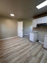 4200 Narcissus Dr in Louisville, KY - Building Photo - Building Photo