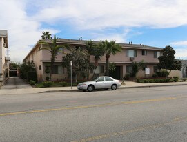 6444 Tujunga Ave Apartments