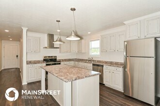 328 Contentment Ln in Knoxville, TN - Building Photo - Building Photo