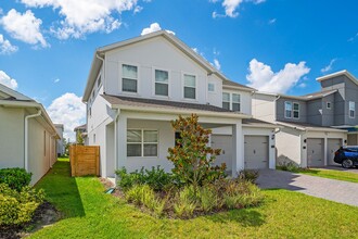 19154 Planetree St in Orlando, FL - Foto de edificio - Building Photo