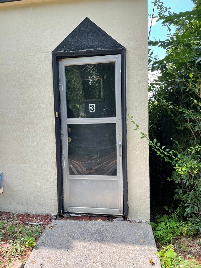 237 M Aly, Unit 237 M 3