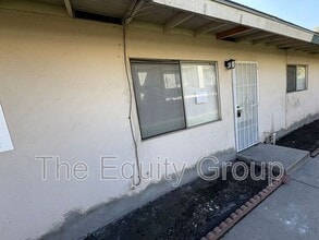1331 S Crowe St in Visalia, CA - Building Photo - Building Photo