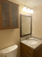 1122 Brady Dr in Irving, TX - Foto de edificio - Building Photo