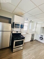 355 Chelsea St, Unit 355-2 Apartamentos