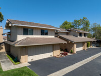 Crestview Park in San Carlos, CA - Foto de edificio - Building Photo