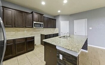 3310 Battlecry in San Antonio, TX - Foto de edificio - Building Photo