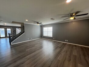 812 Willow Crossing in New Braunfels, TX - Building Photo - Building Photo