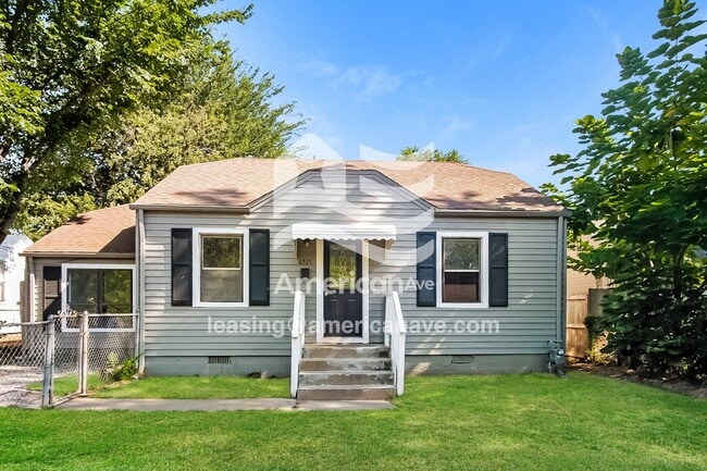 property at 6521 E 5th Pl