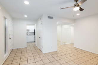 The Veranda Apartment Homes in El Paso, TX - Foto de edificio - Interior Photo
