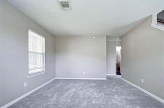9102 Kendale Dr in Houston, TX - Building Photo - Building Photo