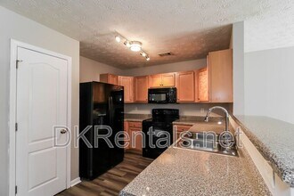 945 Magnolia Gardens Walk in Mcdonough, GA - Building Photo - Building Photo