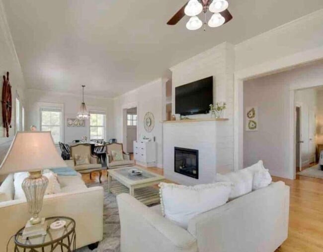 property at 15 Meeting St