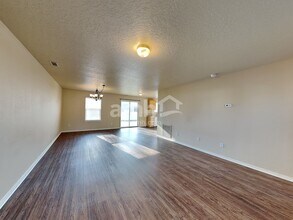 195 E Poplin St in Kuna, ID - Building Photo - Building Photo