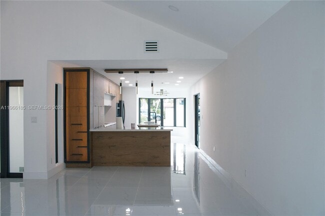 10433 SW 118th Ct in Miami, FL - Building Photo - Building Photo