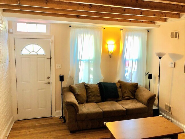 2208 Pemberton St in Philadelphia, PA - Building Photo - Building Photo