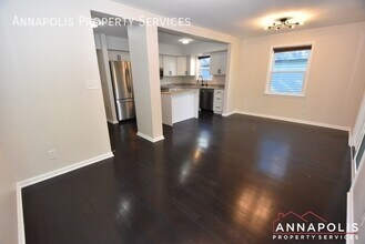 114 Oakwood Rd in Edgewater, MD - Building Photo - Building Photo