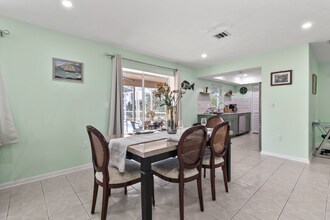 3357 Conway Blvd in Port Charlotte, FL - Building Photo - Building Photo
