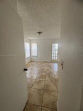 3400 Pinewalk Dr N in Margate, FL - Building Photo - Building Photo