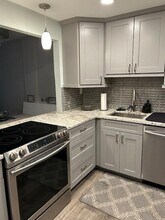 2562 Garden Dr N in Lake Worth Beach, FL - Foto de edificio - Building Photo