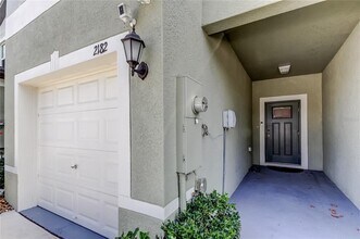 2182 Great Sapphire Ln in Lutz, FL - Building Photo - Building Photo