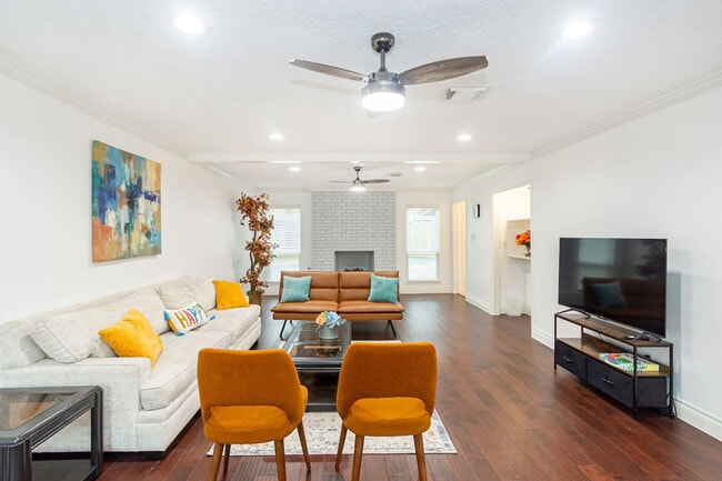 1423 Sweet Grass Trail in Houston, TX - Building Photo - Building Photo