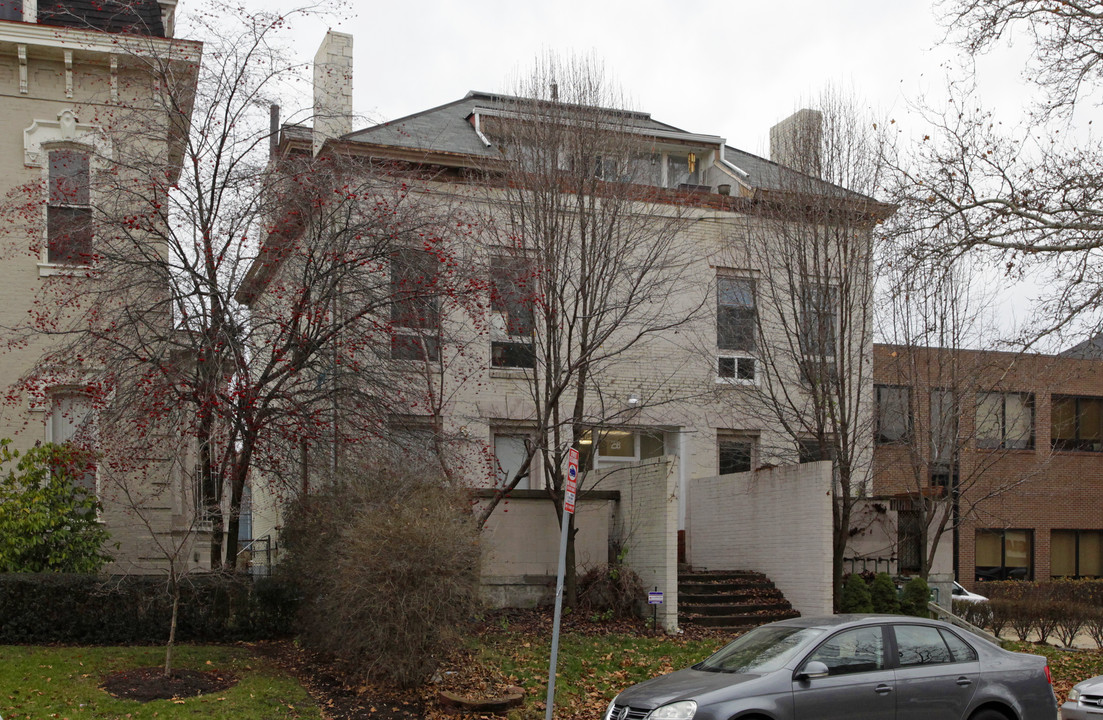 258 Shady Ave in Pittsburgh, PA - Building Photo