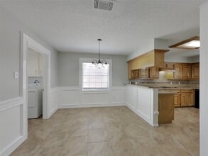 12134 Quail Creek Dr in Houston, TX - Building Photo - Building Photo