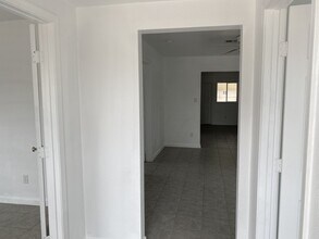 1686 W 1st St in Yuma, AZ - Foto de edificio - Building Photo