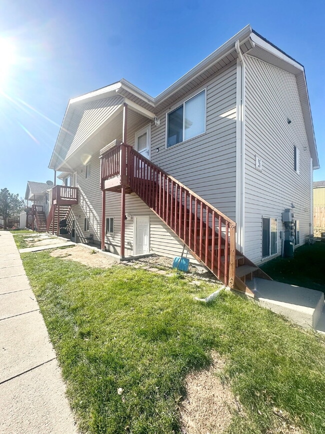 property at 216 Country West Rd