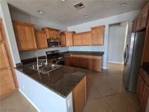 5635 Criollo Dr in Las Vegas, NV - Building Photo - Building Photo