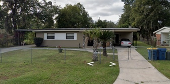 10638 Dodd Rd in Jacksonville, FL - Building Photo