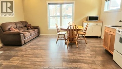 1165 MONTY in Lasalle, ON - Building Photo - Building Photo