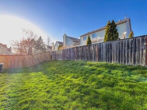 1320 Darnell Dr in Mundelein, IL - Building Photo - Building Photo