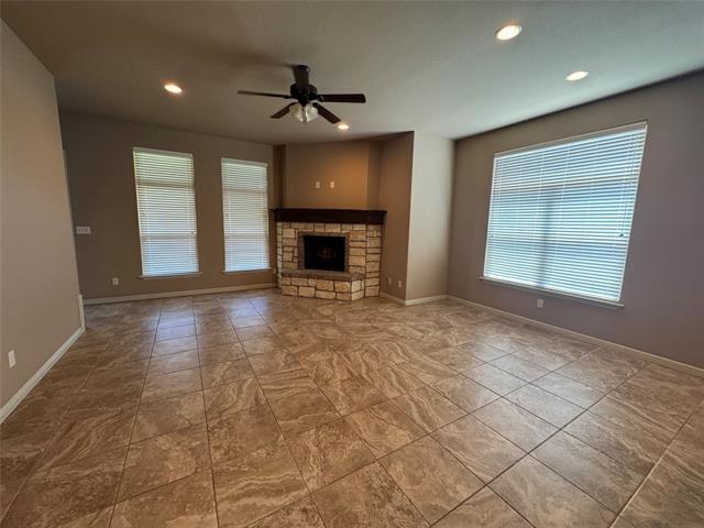 1443 Lauren Ln in Granbury, TX - Building Photo - Building Photo