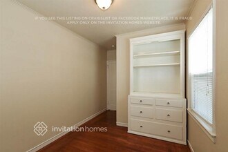 215 W 10th St in Antioch, CA - Building Photo - Building Photo