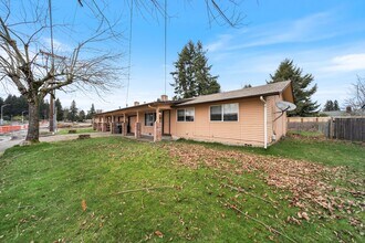 4218 6th Ave NE in Lacey, WA - Building Photo - Building Photo